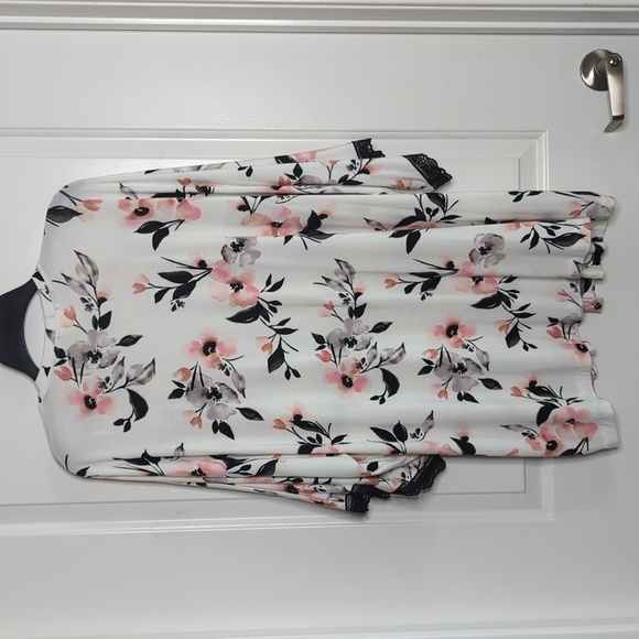 Soma Floral Lace Trim Stretchy Open Cardigan Robe Wrap Topper Ivory L - Picture 8 of 13